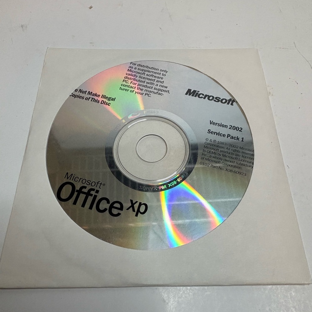 Microsoft Office XP Installation Disc - Silver Holographic